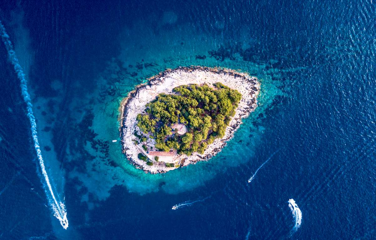 Slow travel, Yates en Croacia