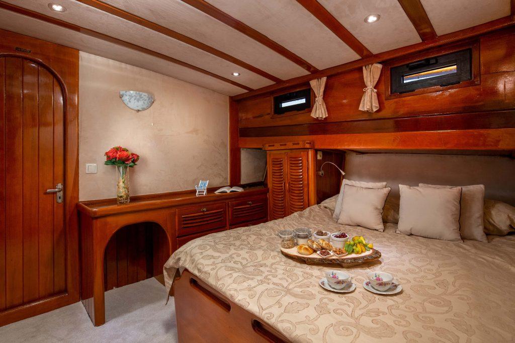 Eleganza - Double Cabin